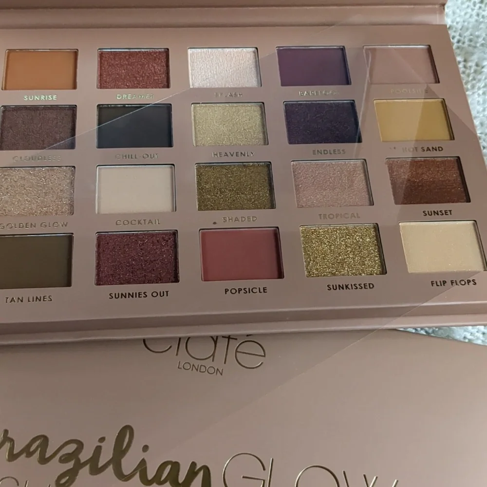 Ciaté London Brazilian Glow 24 Pan Eyeshadow Palette, 35g/1.23oz